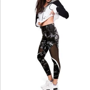 PINK Ultimate High Rise black Marble Mesh athletic work out Legging womens XS